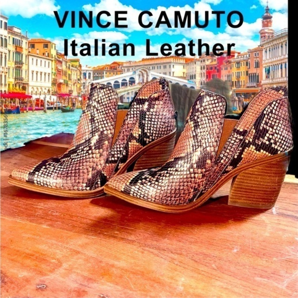 ❤️ EUC ❤️ Vince Camuto Purple/Black Snakeskin Leather Ankle Boot Women's Size 8